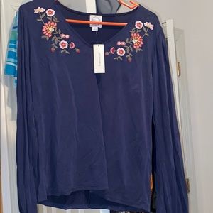 Francesca’s long sleeve shirt floral shirt